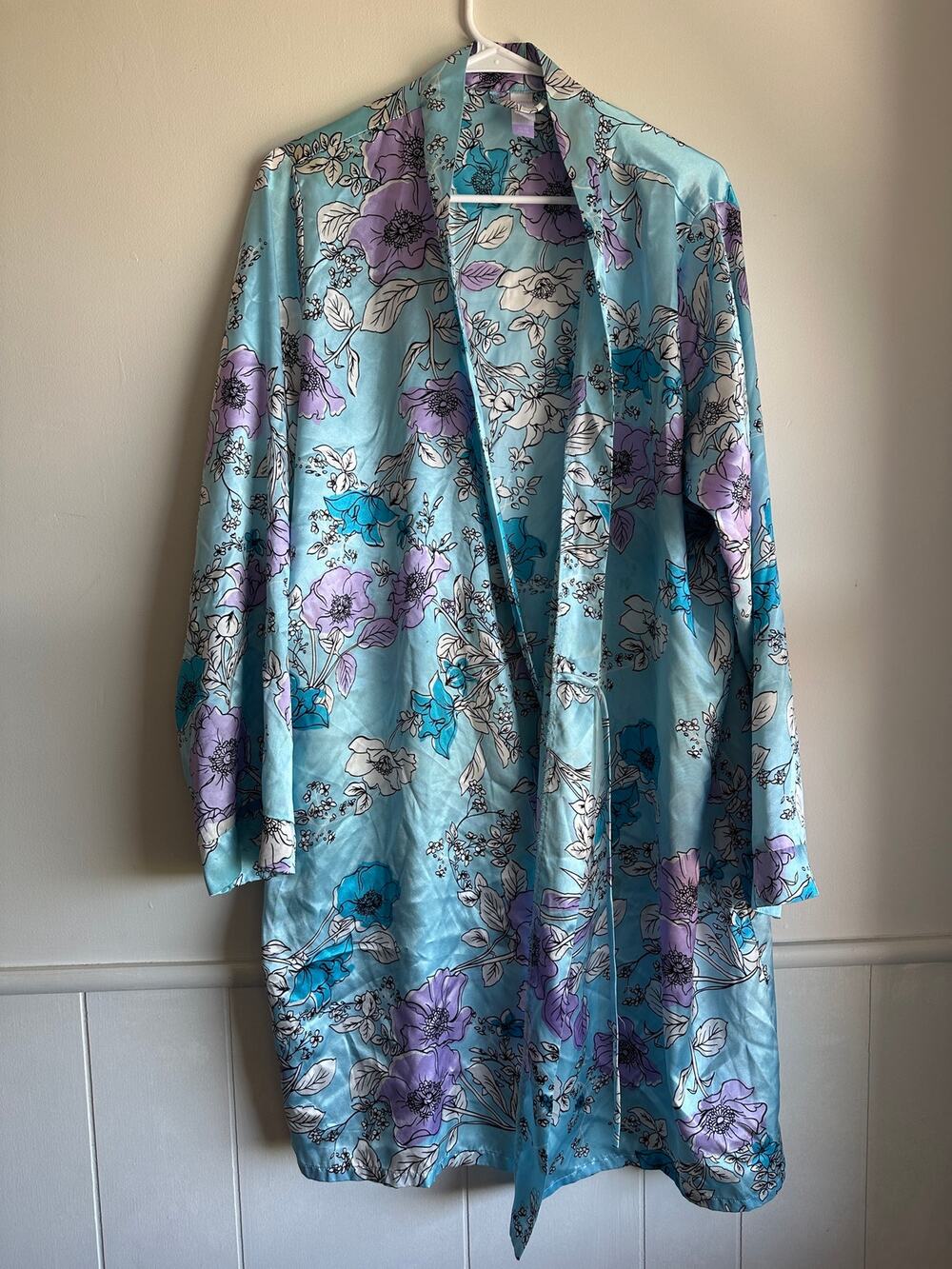 Secret Treasures Satin Floral Robe XL 16/18 Blue Purple Kimono Sleepwear 39"